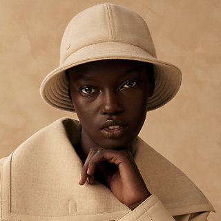 ハット-《ルドヴィカ・